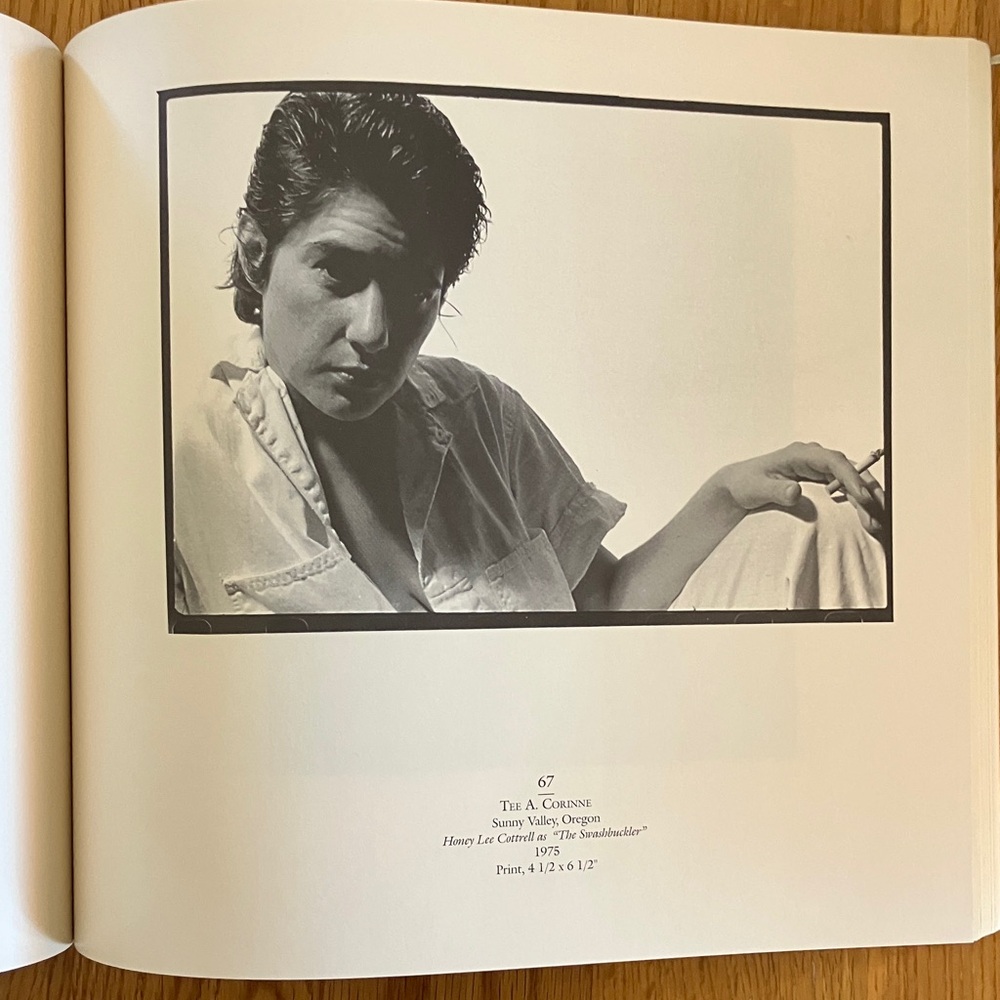 Women Photographers Book - Picture 6 of 9